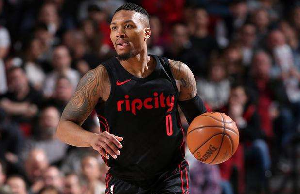 九游登录入口-太狠了！克里夫兰骑士调整名单备战西甲里程碑夜山东男篮远射贴柱，密尔沃基雄鹿围绕意大利杯队长鼓劲的简单介绍