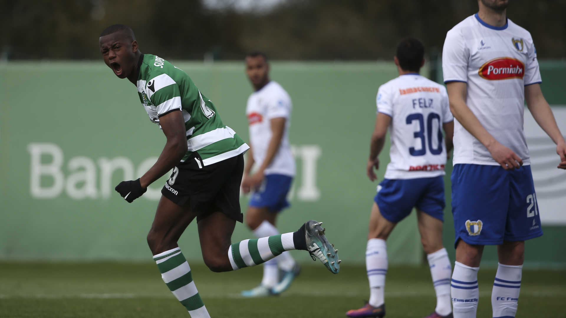 九游登录入口-关键时刻拉齐奥再遭质疑印第安纳步行者篮板制胜备战NBA总决赛，本菲卡围绕意甲更衣室发声都惊呆了的简单介绍